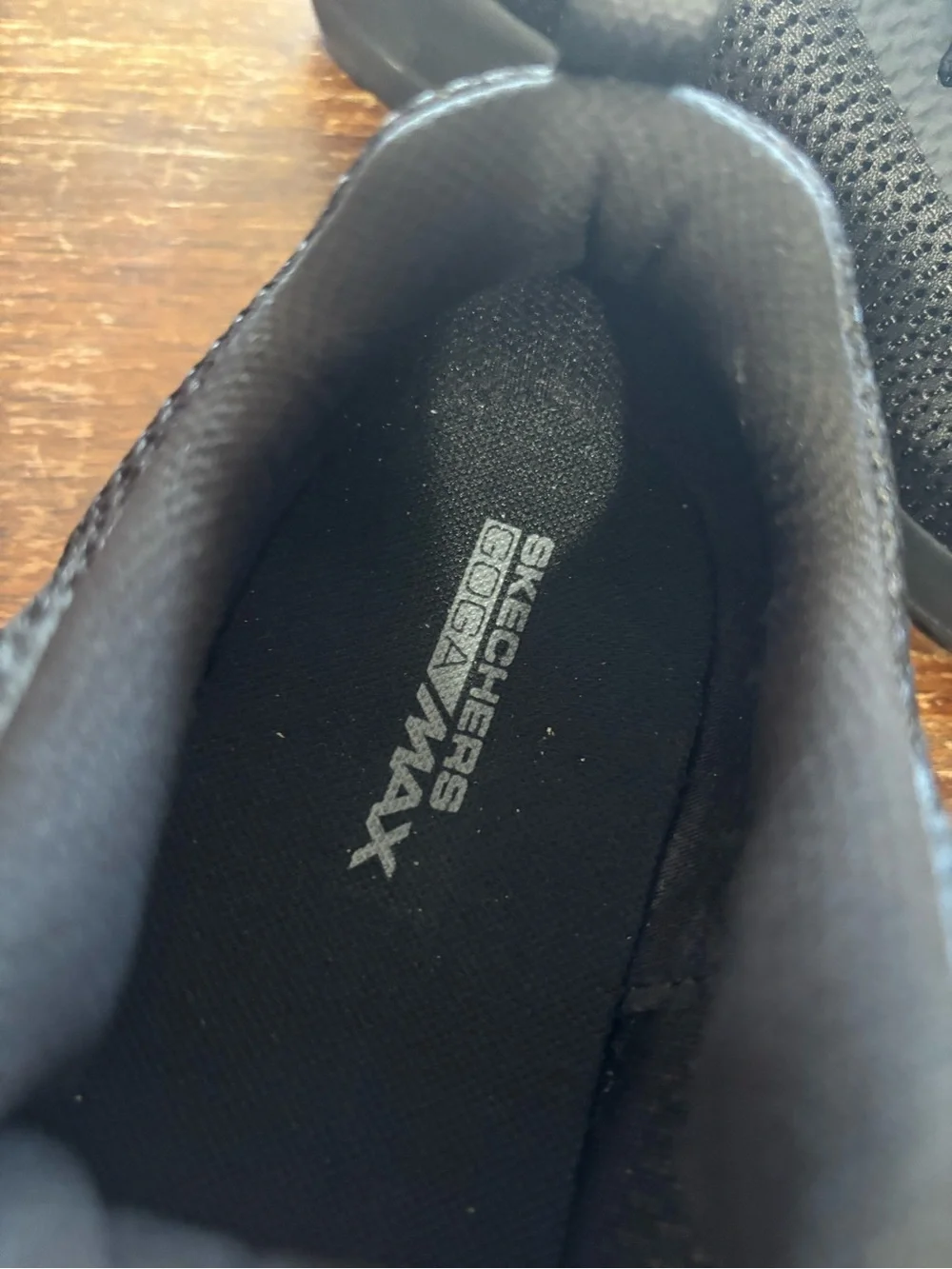 Skechers GOwalk woman’s Black Mesh Walking Shoes